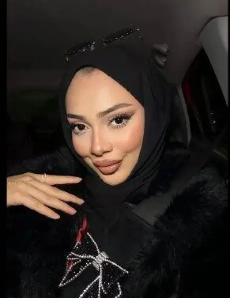SARIYER Escort DAMLA - Gerçek Fotoğraflı Doğrulanmış Profil SARIYER VIP Escort DAMLA - Doğrulanmış Model